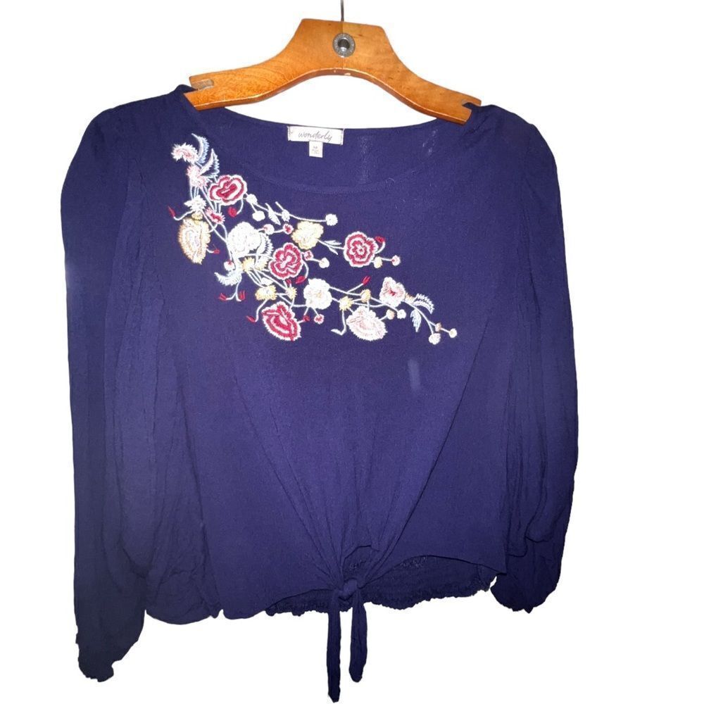 Wonderly Navy Bat Sleeve Floral Top M